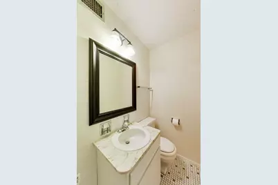 1567 Ridge Road #406, Evanston, IL 60201 - Photo 4