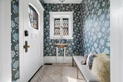 740 W Hutchinson Street, Chicago, IL 60613 - Photo 4