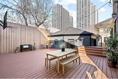 740 W Hutchinson Street, Chicago, IL 60613 - Photo 60