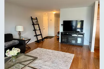 5806A Wolf Road #4, Western Springs, IL 60558 - Photo 6