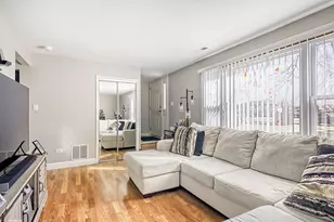 8475 162nd Pl, Tinley Park, IL 60487 - Photo 4