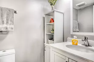 8475 162nd Pl, Tinley Park, IL 60487 - Photo 8