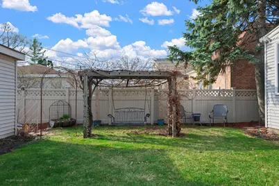 105 N Lincoln Avenue, Park Ridge, IL 60068 - Photo 32