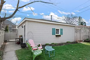 105 N Lincoln Ave, Park Ridge, IL 60068 - Photo 30