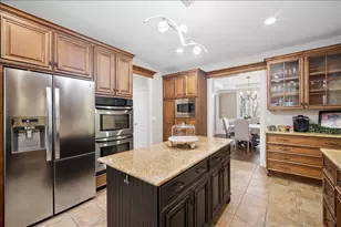 22W155 2nd St, Glen Ellyn, IL 60137 - Photo 8