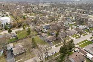 25 McCabe Dr, Streamwood, IL 60107 - Photo 28