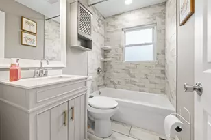 25 McCabe Dr, Streamwood, IL 60107 - Photo 26