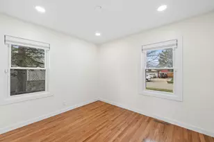 25 McCabe Dr, Streamwood, IL 60107 - Photo 22