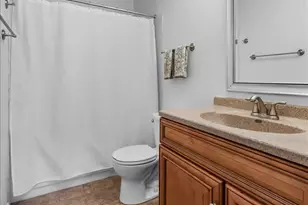 735 Royal Glen Dr, Cary, IL 60013 - Photo 20