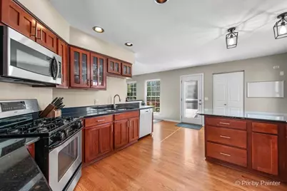 735 Royal Glen Drive, Cary, IL 60013 - Photo 4