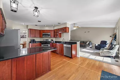 735 Royal Glen Drive, Cary, IL 60013 - Photo 8