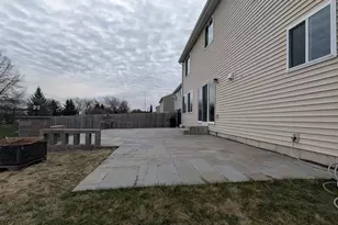 1085 Adagio Dr, Volo, IL 60073 - Photo 16