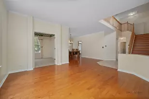 251 Lenox Ln, Mundelein, IL 60060 - Photo 8