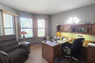 439 W Auburn Woods Ct, Palatine, IL 60067 - Photo 10