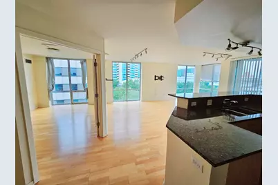 1640 Maple Avenue #502, Evanston, IL 60201 - Photo 2