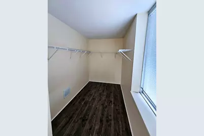 1640 Maple Avenue #502, Evanston, IL 60201 - Photo 8