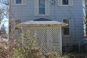 804 E 4th Street E, Centralia, IL 62801 - Photo 2