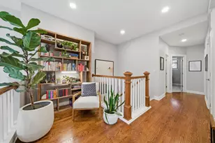 1054 W Armitage Ave, Chicago, IL 60614 - Photo 2