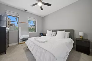 1054 W Armitage Ave, Chicago, IL 60614 - Photo 14