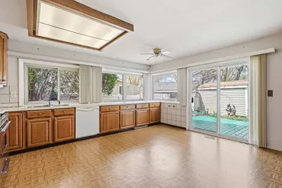 1640 E Andover Drive, Hanover Park, IL 60133 - Photo 6