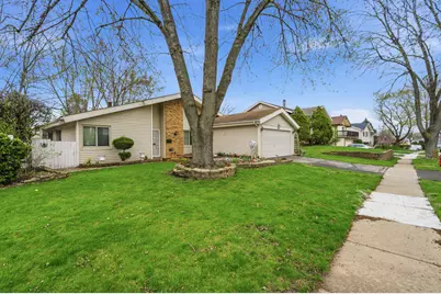 1640 E Andover Drive, Hanover Park, IL 60133 - Photo 36