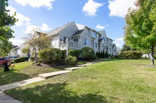 644 S Rosehall Ln, Round Lake, IL 60073 - Photo 28
