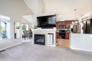 644 S Rosehall Ln, Round Lake, IL 60073 - Photo 6