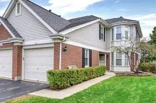 1233 S Wellington Ct, Buffalo Grove, IL 60089 - Photo 1