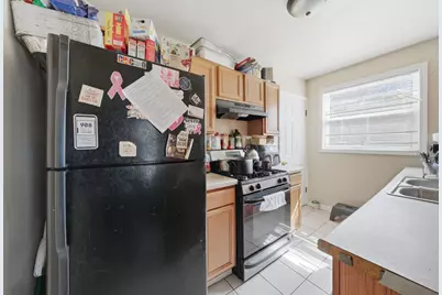 9553 S Greenwood Avenue, Chicago, IL 60628 - Photo 4