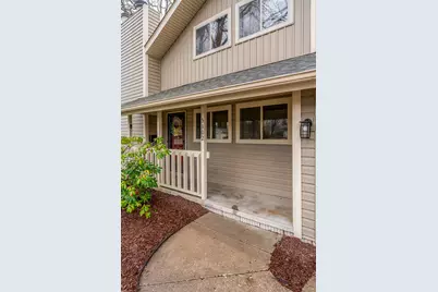 5302 32nd Avenue, Moline, IL 61265 - Photo 2