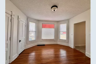 706 S Hennepin Avenue, Dixon, IL 61021 - Photo 4