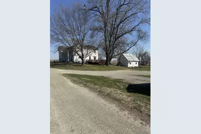 19381 Luther Road, Sterling, IL 61081 - Photo 4