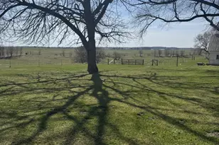19381 Luther Rd, Sterling, IL 61081 - Photo 18