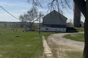 19381 Luther Rd, Sterling, IL 61081 - Photo 16