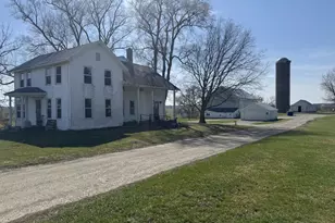 19381 Luther Rd, Sterling, IL 61081 - Photo 10