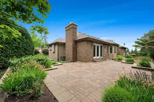 589 Edelweiss Dr, Antioch, IL 60002 - Photo 24