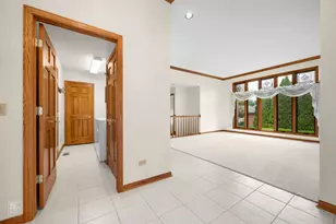 589 Edelweiss Dr, Antioch, IL 60002 - Photo 4