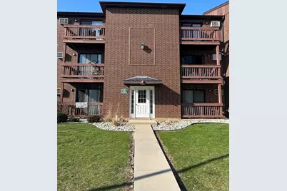 330 Shorewood Drive #3B, Glendale Heights, IL 60139 - Photo 1
