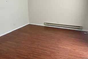 330 Shorewood Dr, Glendale Heights, IL 60139 - Photo 4