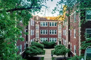 1059 W Glenlake Ave, Chicago, IL 60660 - Photo 1