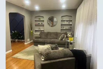 10411 S Vernon Avenue, Chicago, IL 60628 - Photo 4