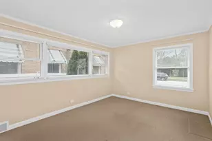 6034 Grove Ct, Morton Grove, IL 60053 - Photo 12