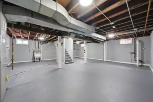 302 Hubbard Ave, Elgin, IL 60123 - Photo 30