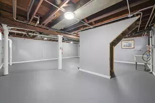 302 Hubbard Ave, Elgin, IL 60123 - Photo 32