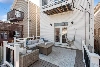 1803 N Fairfield Avenue, Chicago, IL 60647 - Photo 4