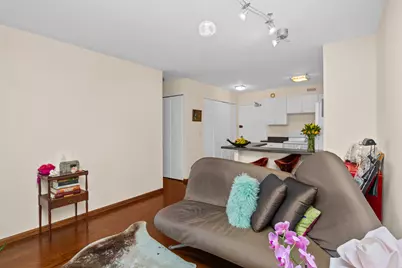 [Address not provided], Chicago, IL 60610 - Photo 6