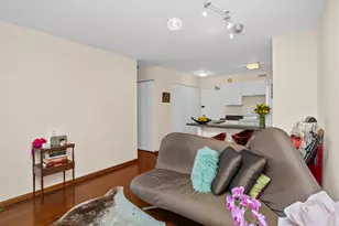 [Address not provided], Chicago, IL 60610 - Photo 6