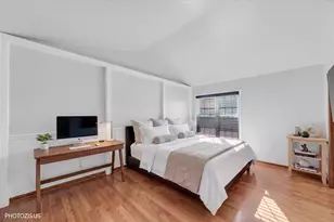 208 Westminster Ct, Schaumburg, IL 60193 - Photo 8
