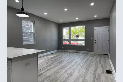 5029 S Indiana Avenue, Chicago, IL 60615 - Photo 10