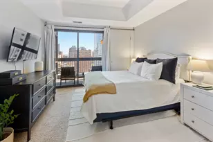1212 N Wells St, Chicago, IL 60610 - Photo 12
